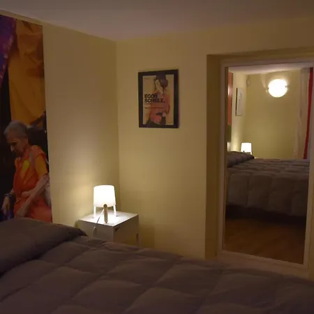 Moncada Apartment *