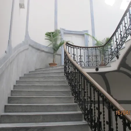 Apartment Moncada *